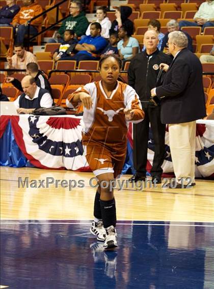Thumbnail 3 in Capital Prep vs. Coginchaug (CIAC Class S Final) photogallery.