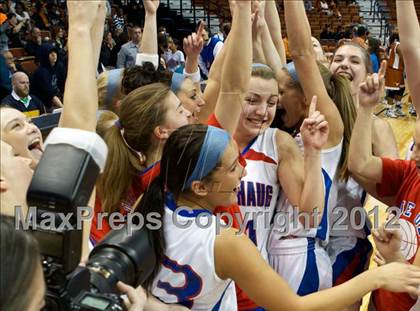 Thumbnail 3 in Capital Prep vs. Coginchaug (CIAC Class S Final) photogallery.