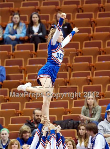 Thumbnail 1 in Capital Prep vs. Coginchaug (CIAC Class S Final) photogallery.