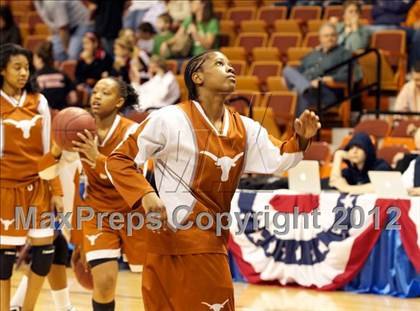 Thumbnail 3 in Capital Prep vs. Coginchaug (CIAC Class S Final) photogallery.