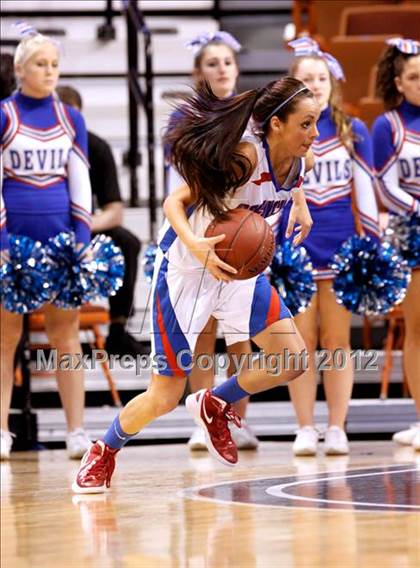 Thumbnail 1 in Capital Prep vs. Coginchaug (CIAC Class S Final) photogallery.