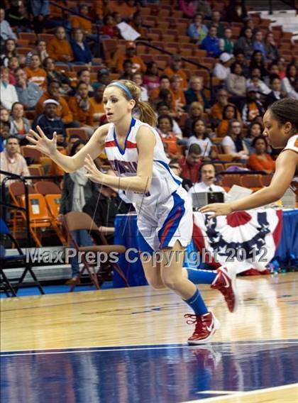 Thumbnail 1 in Capital Prep vs. Coginchaug (CIAC Class S Final) photogallery.