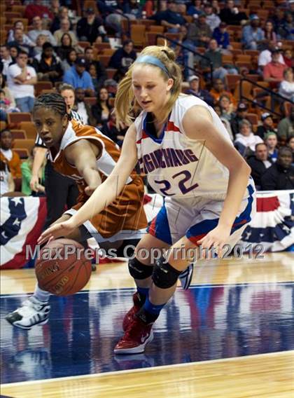 Thumbnail 1 in Capital Prep vs. Coginchaug (CIAC Class S Final) photogallery.