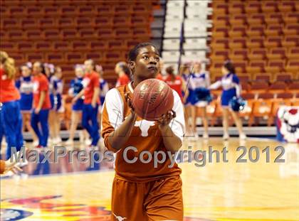Thumbnail 1 in Capital Prep vs. Coginchaug (CIAC Class S Final) photogallery.