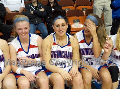 Thumbnail 3 in Capital Prep vs. Coginchaug (CIAC Class S Final) photogallery.