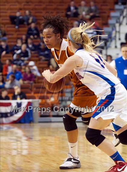 Thumbnail 1 in Capital Prep vs. Coginchaug (CIAC Class S Final) photogallery.