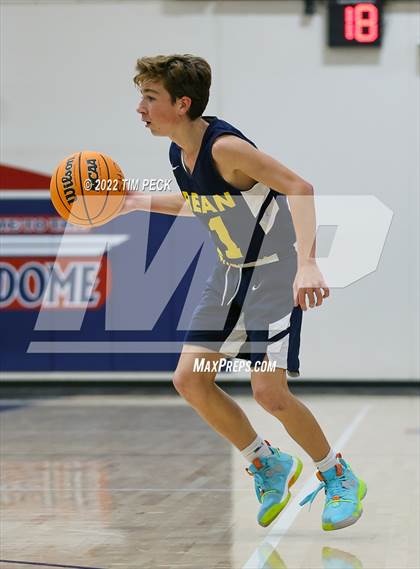Thumbnail 2 in Crean Lutheran @ Orange photogallery.