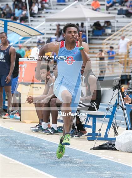 Thumbnail 1 in NCHSAA Track & Field Championships (Boys 2A & 4A) photogallery.