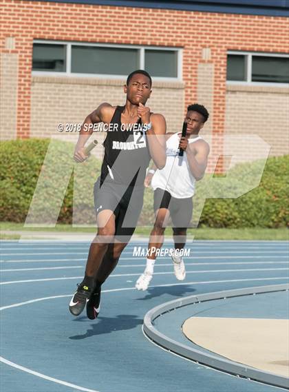 Thumbnail 1 in NCHSAA Track & Field Championships (Boys 2A & 4A) photogallery.