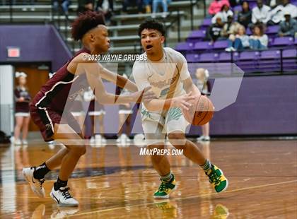 Thumbnail 2 in Jefferson vs. Tatum photogallery.