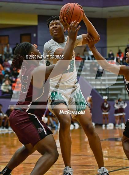 Thumbnail 2 in Jefferson vs. Tatum photogallery.