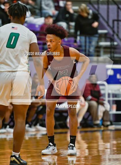 Thumbnail 1 in Jefferson vs. Tatum photogallery.