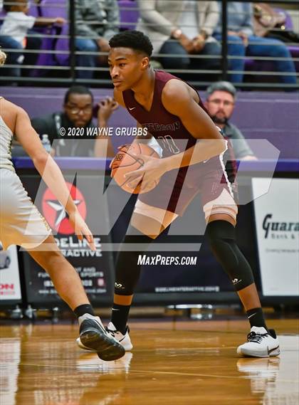 Thumbnail 2 in Jefferson vs. Tatum photogallery.