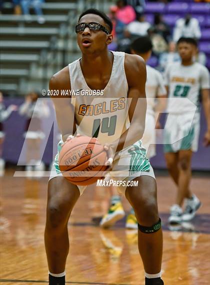 Thumbnail 2 in Jefferson vs. Tatum photogallery.