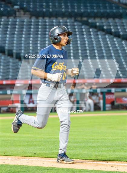 Thumbnail 3 in Segerstrom vs. California photogallery.