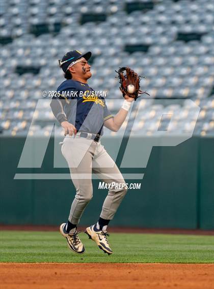 Thumbnail 3 in Segerstrom vs. California photogallery.
