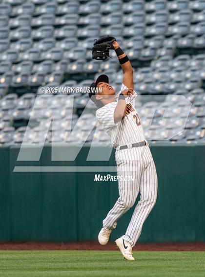 Thumbnail 3 in Segerstrom vs. California photogallery.