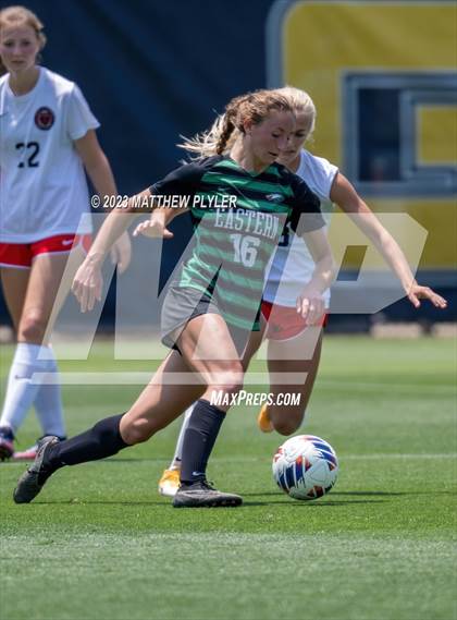 Thumbnail 2 in South Point vs. Eastern Alamance (NCHSAA 3A Final) photogallery.
