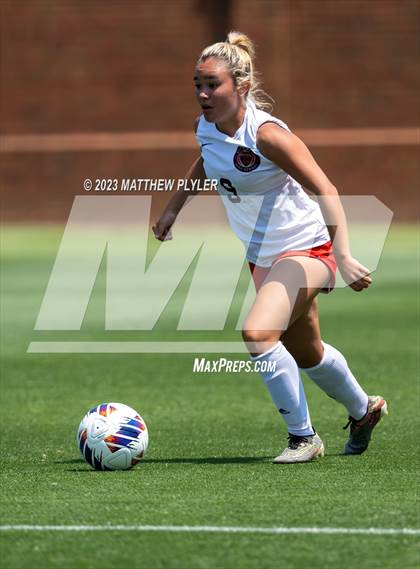 Thumbnail 2 in South Point vs. Eastern Alamance (NCHSAA 3A Final) photogallery.