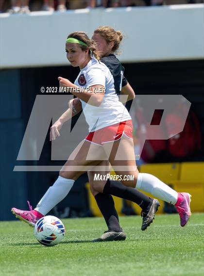 Thumbnail 1 in South Point vs. Eastern Alamance (NCHSAA 3A Final) photogallery.