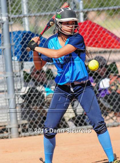 Thumbnail 2 in Deer Valley vs. Gilbert (Red Mountain Tournament) photogallery.