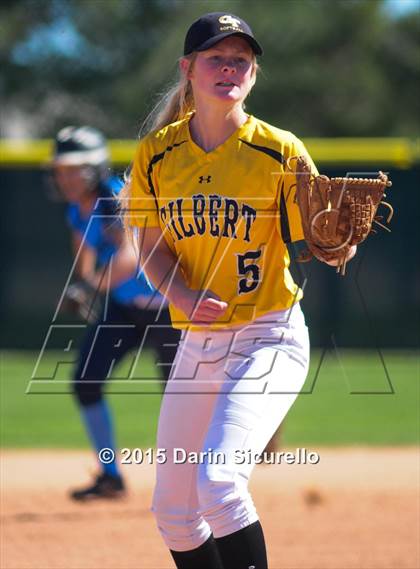 Thumbnail 2 in Deer Valley vs. Gilbert (Red Mountain Tournament) photogallery.