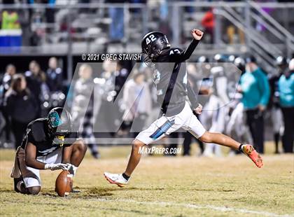 Thumbnail 1 in Porter Ridge @ Reagan (NCHSAA 4A Round 1 Playoff) photogallery.