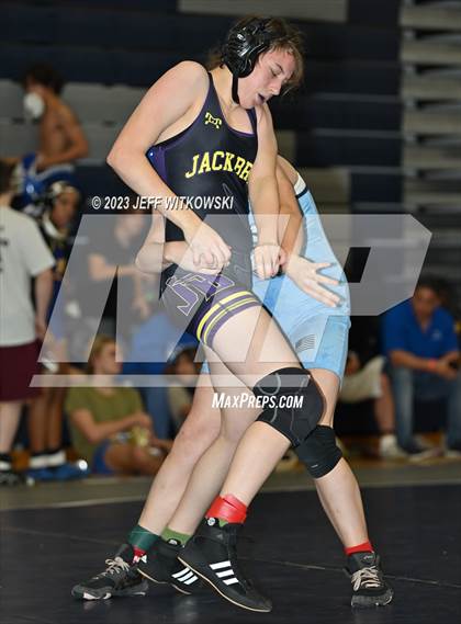 Thumbnail 2 in WRAL Invitational photogallery.