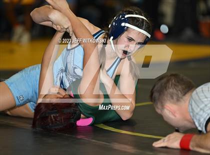 Thumbnail 3 in WRAL Invitational photogallery.