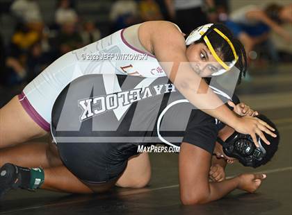 Thumbnail 2 in WRAL Invitational photogallery.