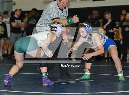 Thumbnail 3 in WRAL Invitational photogallery.