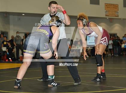 Thumbnail 3 in WRAL Invitational photogallery.