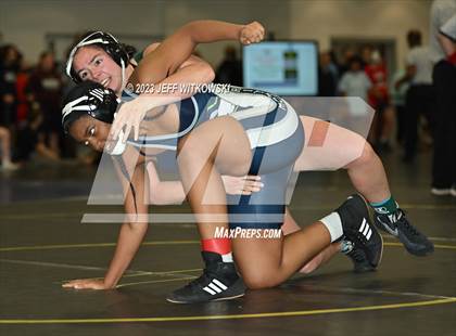 Thumbnail 3 in WRAL Invitational photogallery.