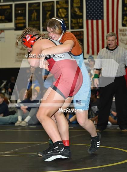 Thumbnail 2 in WRAL Invitational photogallery.