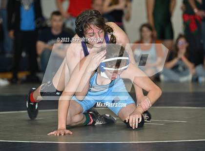 Thumbnail 1 in WRAL Invitational photogallery.