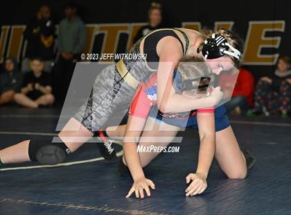 Thumbnail 2 in WRAL Invitational photogallery.