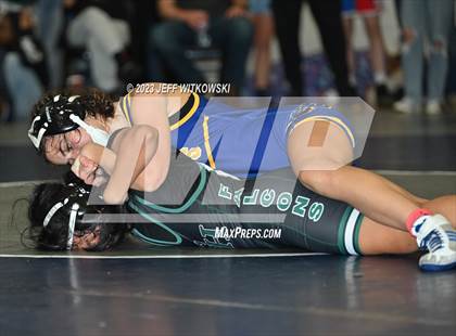 Thumbnail 3 in WRAL Invitational photogallery.