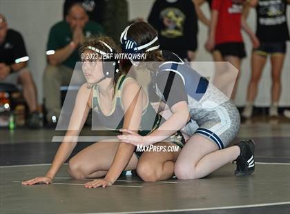 Thumbnail 2 in WRAL Invitational photogallery.