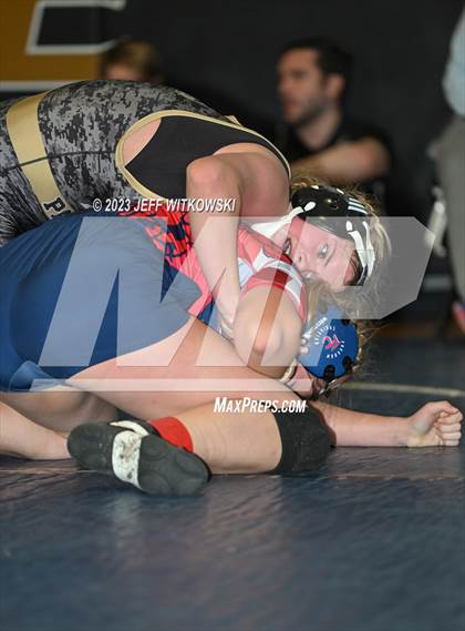 Thumbnail 1 in WRAL Invitational photogallery.