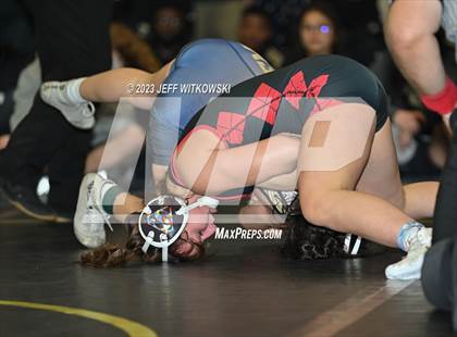 Thumbnail 3 in WRAL Invitational photogallery.