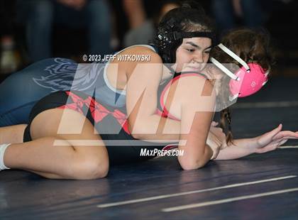 Thumbnail 2 in WRAL Invitational photogallery.