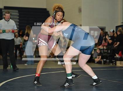 Thumbnail 1 in WRAL Invitational photogallery.