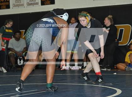 Thumbnail 2 in WRAL Invitational photogallery.