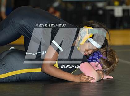 Thumbnail 1 in WRAL Invitational photogallery.