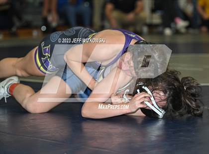 Thumbnail 3 in WRAL Invitational photogallery.
