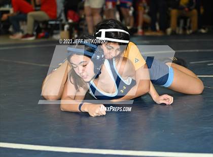 Thumbnail 2 in WRAL Invitational photogallery.