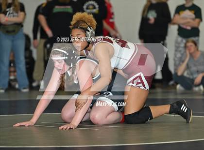 Thumbnail 2 in WRAL Invitational photogallery.