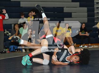 Thumbnail 3 in WRAL Invitational photogallery.