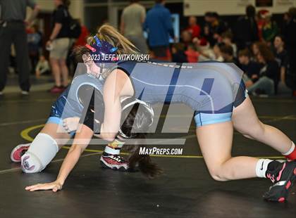 Thumbnail 2 in WRAL Invitational photogallery.