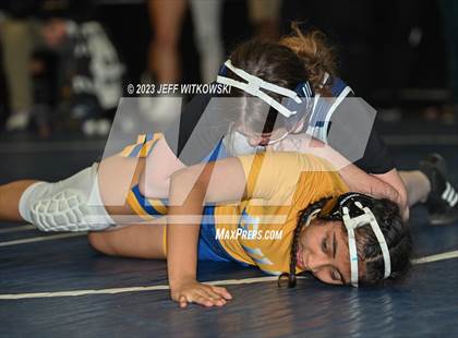 Thumbnail 3 in WRAL Invitational photogallery.